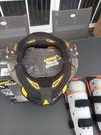 Leatt neck protection voor motocross, Ophalen