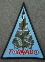FORCE AERIENNE / ARMEE DE L'AIR - INSIGNE BRODE TORNADO, Verzamelen, Verzenden, Luchtmacht, Embleem of Badge