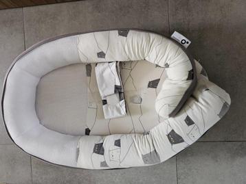 Babynest beschikbaar voor biedingen
