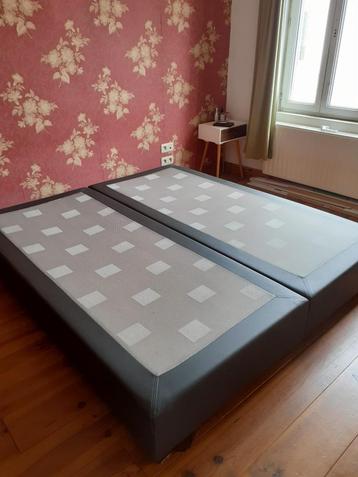 Boxspring (tweepersoons)