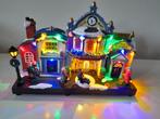 Kerst - winkelstraat met licht en muziek, Diversen, Kerst, Ophalen of Verzenden, Zo goed als nieuw