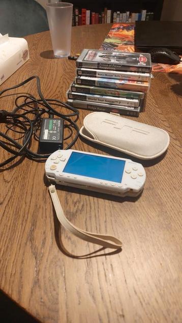 PSP white console + games beschikbaar voor biedingen