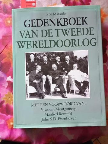 Gedenkboek van de Tweede Wereldoorlog disponible aux enchères