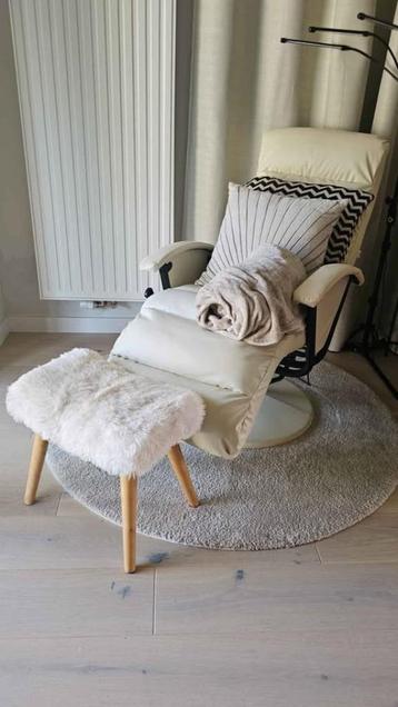 Relaxzetel met massage/verwarmingsfunctie beschikbaar voor biedingen