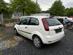Ford fiesta bj 2003 km180000 1.2 benzien, Voorwielaandrijving, Stof, 4 cilinders, Wit