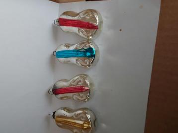 set van 4 vintage kerstballen " cello" beschikbaar voor biedingen