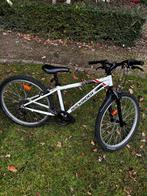 Btwin rockrider 24 inch mountainbike, Fietsen en Brommers, Ophalen, Zo goed als nieuw