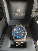 Montre Victorinox Automatique, Bijoux, Sacs & Beauté, Autres marques, Acier, Acier, Neuf