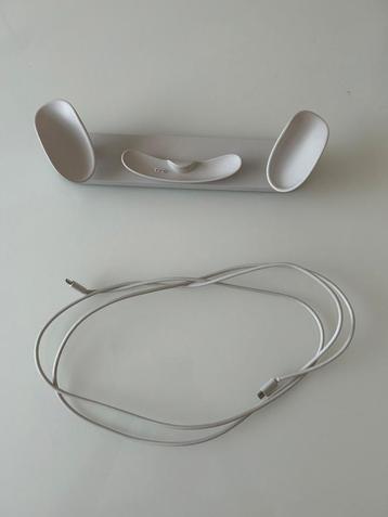 Oplaadstation voor Meta Quest 3 beschikbaar voor biedingen
