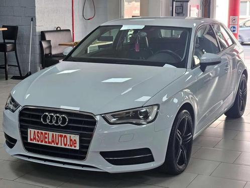 Audi A3 1.6d Bi-XENON Sensors Clim Cuir Chauffants Attache, Auto's, Audi, Bedrijf, Te koop, A3, ABS, Airbags, Airconditioning