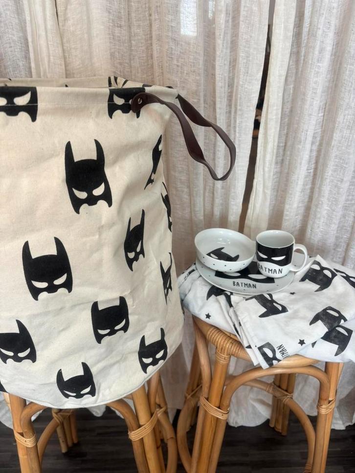 H&M Home Batman serviesgoed en lakens, Kinderen en Baby's, Kinderkamer | Inrichting en Decoratie, Gebruikt, Ophalen