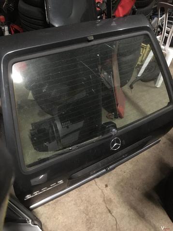 Mercedes w124 85/96 achterkleppen beschikbaar voor biedingen
