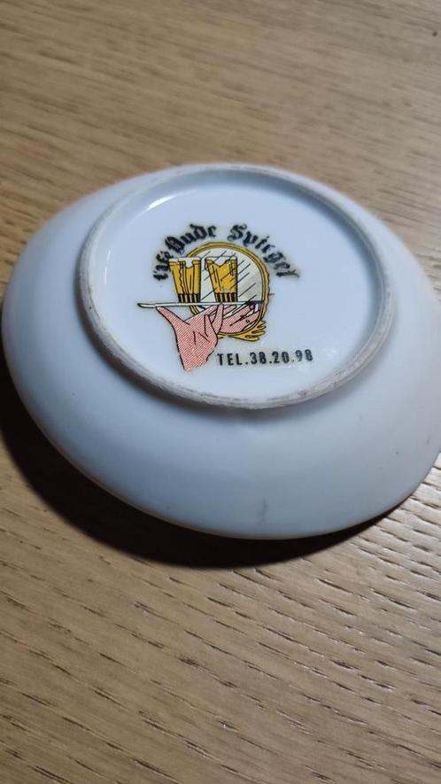 Café "De Oude Spiegel" van Hoboken (Belgium)., Verzamelen, Porselein, Kristal en Bestek, Zo goed als nieuw, Ophalen of Verzenden