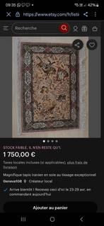 Zeldzaam tapijt uit het oude Iran op zichzelf.