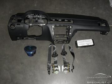 SKODA RAPID , SPACEBACK  airbag set dashboard gordels 2013+  beschikbaar voor biedingen