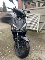 Gts scooter, Fietsen en Brommers, Scooters | Yamaha, Ophalen of Verzenden, Zo goed als nieuw, Elektrisch