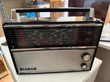 Vintage VEF 201 Transistorradio beschikbaar voor biedingen
