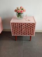 Paar houten vintage nachtkastjes, Huis en Inrichting, Slaapkamer | Nachtkastjes, Ophalen, Zo goed als nieuw