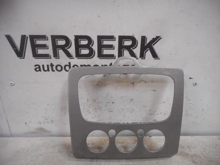 DASHBOARD DEEL Ford Focus 2 C+C (7m51-18522-aw), Auto-onderdelen, Dashboard en Schakelaars, Ford, Gebruikt