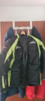 Motorkleding, Ophalen
