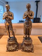 Koppel oogstende boeren, Ophalen