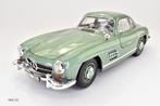 1/18 Mercedes 300 SL 1954 - groen - Norev, Hobby en Vrije tijd, Modelauto's | 1:18, Ophalen of Verzenden, Zo goed als nieuw, Auto