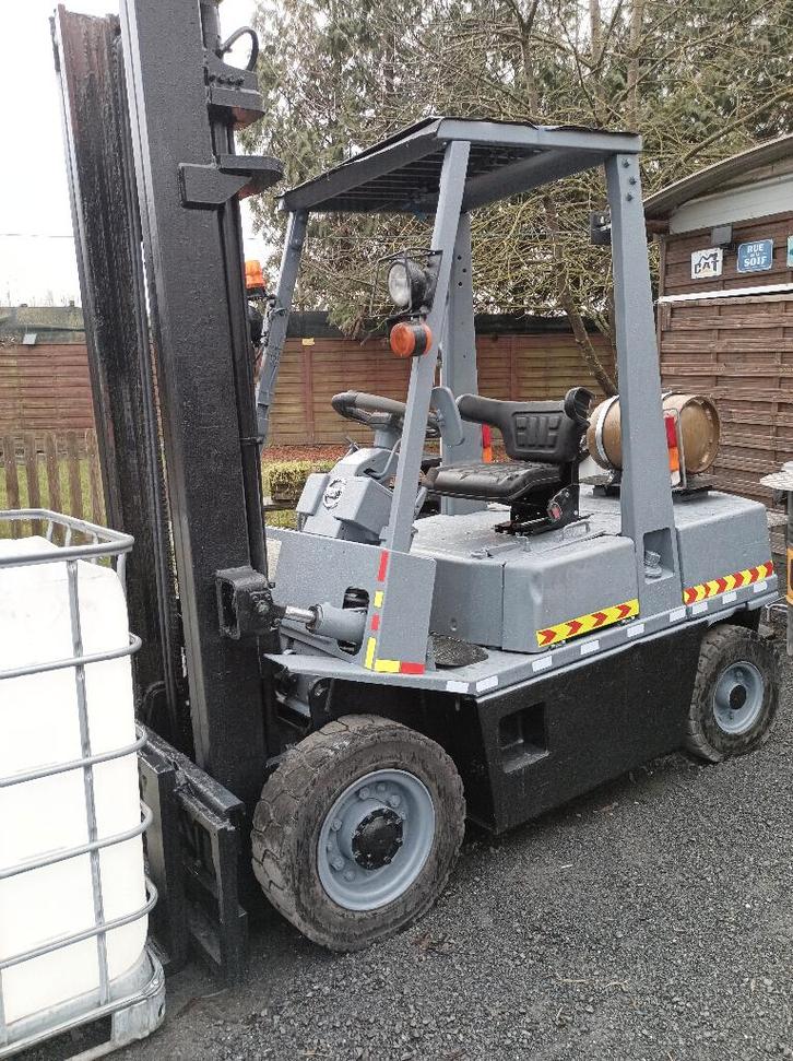 Charriot élévateur nissan équiper gaz, Articles professionnels, Machines & Construction | Chariots élévateurs & Transport interne