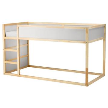 Hoogslaper met matras (90cm x 200cm) beschikbaar voor biedingen