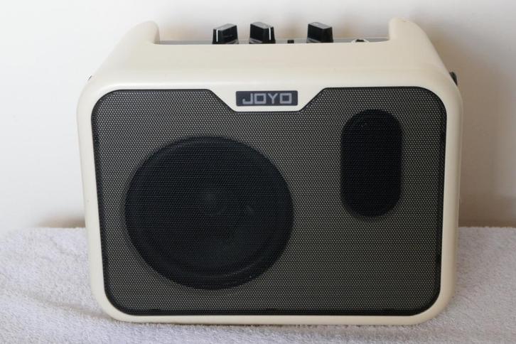 Mini bas- en gitaarversterker, Muziek en Instrumenten, Versterkers | Bas en Gitaar, Zo goed als nieuw, Ophalen