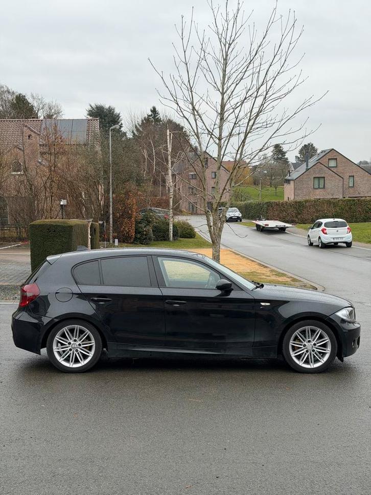 BMW 116i Pack M – 2007, Autos, BMW, Particulier, Série 1, Airbags, Air conditionné, Alarme, Bluetooth, Verrouillage central, Rétroviseurs électriques