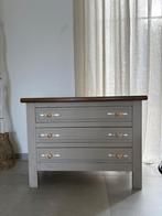 Massieve houten ladekast – volledig gereconditioneerd, Antiek en Kunst, Ophalen