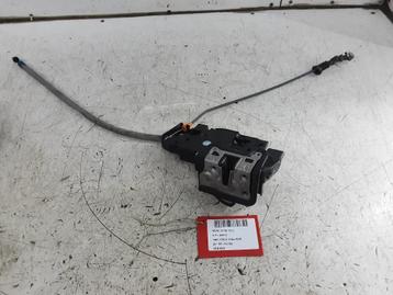 PORTIERSLOT RECHTS VOOR B (W247) (A0997202402) beschikbaar voor biedingen