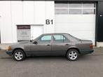 Mercedes 200i Oldtimer, Auto's, Stof, Mercedes-Benz, Bedrijf, 5 deurs