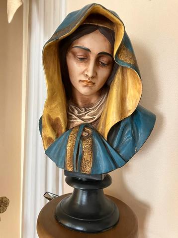 Grote Madonna-buste, H 56 cm., Enlèvement