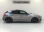 MERCEDES A 180 ESSENCE BOITE AUTO NEW MODEL PACK-AMG PANO, 4 deurs, 4 cilinders, 5 zetels, Zilver of Grijs