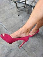 Prada pumps fuchsia, Ophalen of Verzenden, Zo goed als nieuw, Pumps