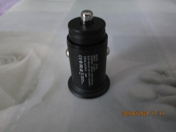 Auto, prise allume cigare pour chargeur gsm ultra rapide., Auto diversen, Auto-accessoires, Ophalen