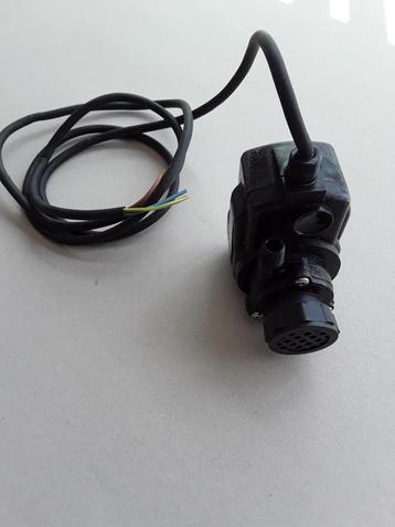 Pomp water voor tegelzaagmachine in goed werkende staat beschikbaar voor biedingen