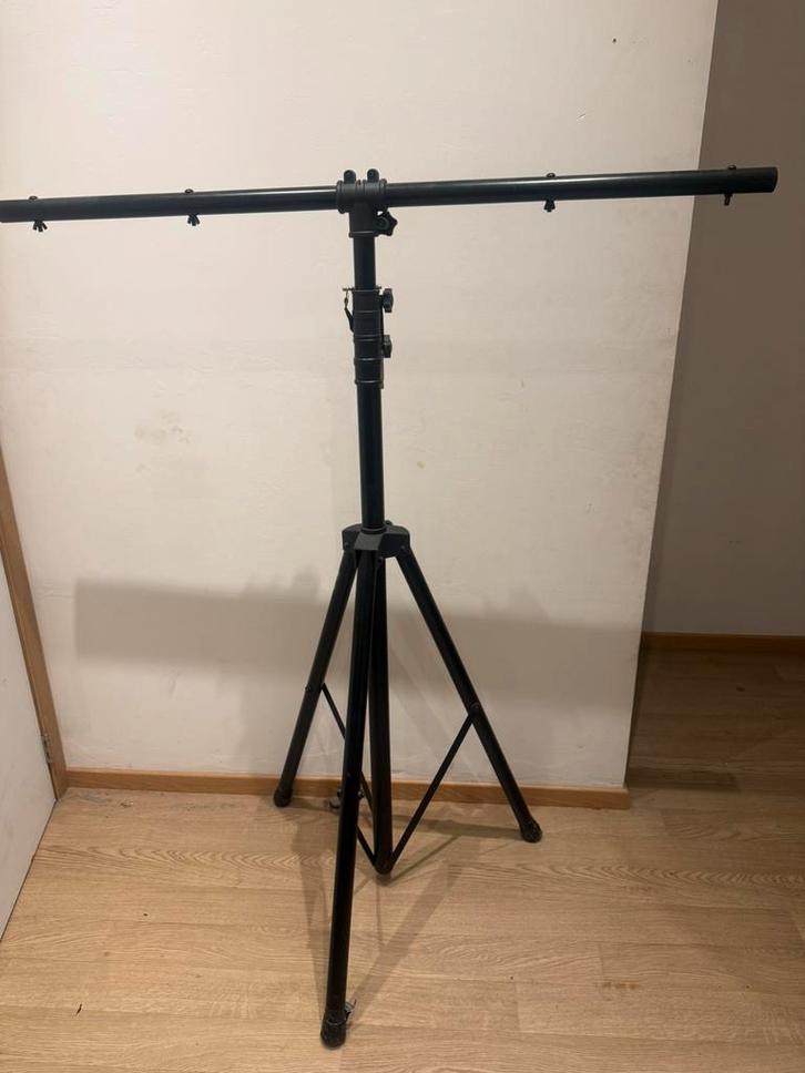 (4 Stuks )Luidsprekerstatief of T-Bar -dubbele horizontaal, Muziek en Instrumenten, Standaarden, Zo goed als nieuw, Ophalen