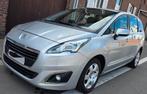 Pegeout 5008 7 zitplaatsen 2017, Auto's, Voorwielaandrijving, 4 cilinders, Parkeersensor, 7 zetels