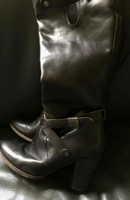 Boots longues marron foncé G Star taille 38, Vêtements | Femmes, Chaussures, Comme neuf, Enlèvement ou Envoi