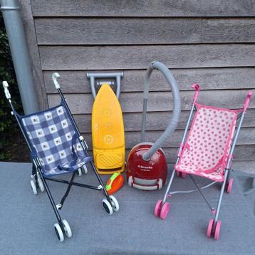 2 buggies , strijkplank, strijkijzer en stofzuiger beschikbaar voor biedingen