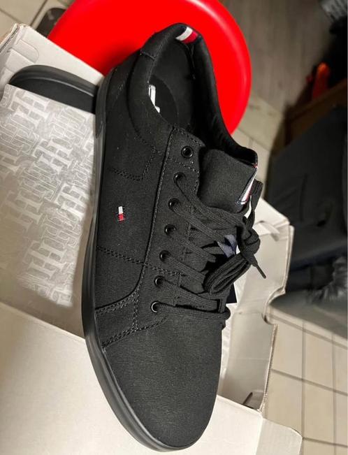 2paar Tommy hilfiger schoenen NIEUW, Kleding | Heren, Schoenen, Nieuw, Sneakers, Zwart, Ophalen of Verzenden