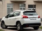 Peugeot 2008 1.2i PureTech Allure • GPS • Top Wagen ️, Voorwielaandrijving, Electronic Stability Program (ESP), Zwart, 1199 cc