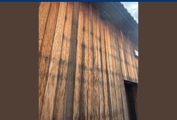 Gevelbedekking/ bekleding hout 130 vierkante meter beschikbaar voor biedingen