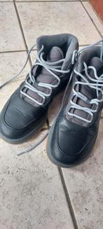 Adidas schoenen – uitstekende staat, Sport en Fitness, Ophalen of Verzenden, Zo goed als nieuw, Schoenen