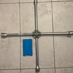 Clé cruciforme Facom pour écrous de roue 24/27/30/32 mm, Enlèvement ou Envoi