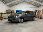 VERKOCHT! 2017 Opel Astra Sports Tourer 1.4 Turbo CARPLAY, Auto's, Voorwielaandrijving, Leder en Stof, Beige, Bedrijf