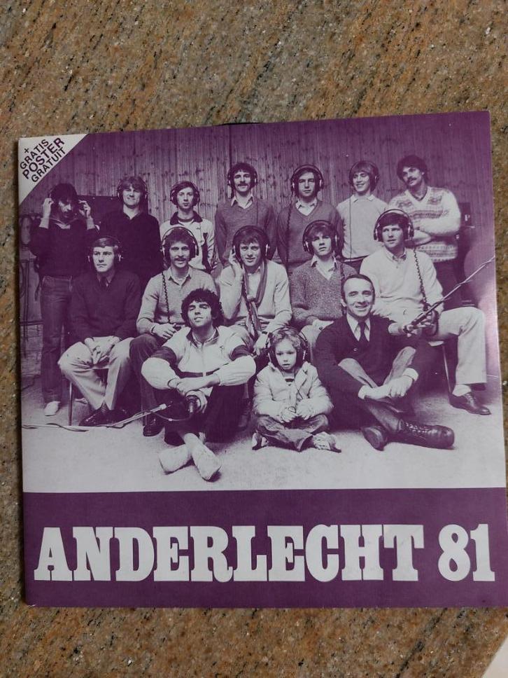 Colectorsitem voetbal Anderlecht 81, Sport en Fitness, Voetbal, Zo goed als nieuw, Ophalen