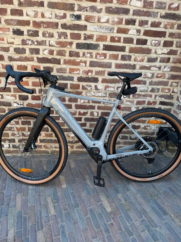 Moustache Dimanche 29.4 nieuw 85 km !, Fietsen en Brommers, Fietsen | Dames | Sportfietsen en Toerfietsen, Zo goed als nieuw, Ophalen